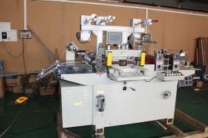 Aufkleber-Hersteller, dekorativer Aufkleber-stempelschneidene Maschine (DP-520)