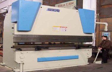 hydraulische Presse-Bremsmaschinerie 6mm V Nut CNC für für verbiegende Stahlplatten 160T/3200mm
