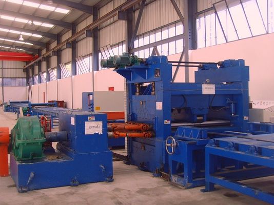 Standard schnitt zur Längenlinie, warm gewalzte Maschine des hellen Pfostens des Flussstahls für 6m 8m 14m