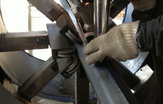 Larege-Durchmesserlaternenpfahl heller Pole-Schließen-Schweißen Maschine 60 - 340mm, 16 Meter maximales