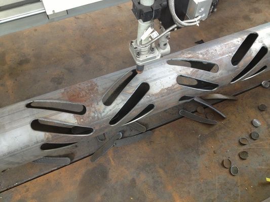 2500 mm Leichtpolmaschine, CNC-Plasma-Leichtpol-Türschneidemaschine